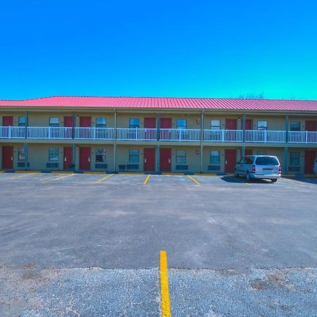 Days Inn By Wyndham أرانسس باس المظهر الخارجي الصورة