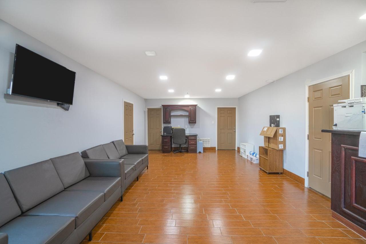 Days Inn By Wyndham أرانسس باس المظهر الخارجي الصورة