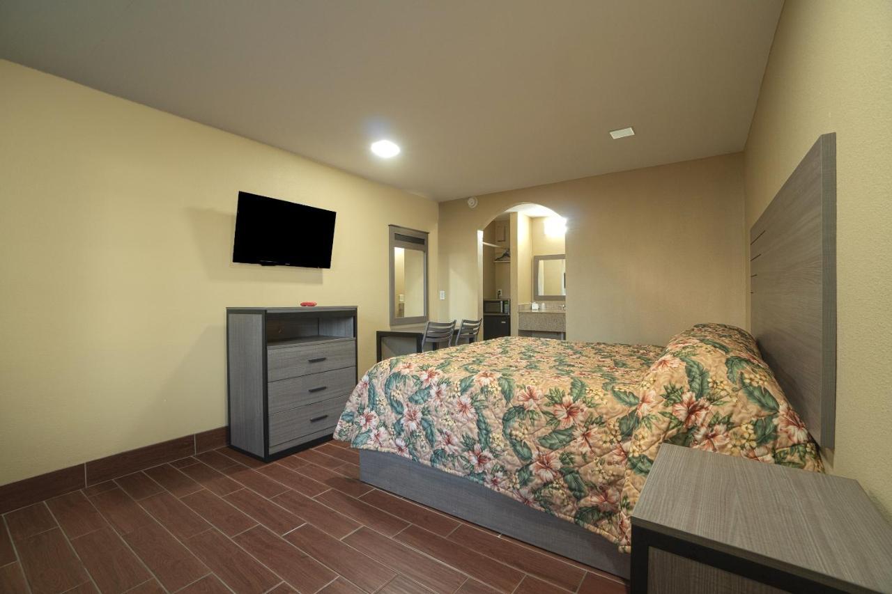 Days Inn By Wyndham أرانسس باس المظهر الخارجي الصورة
